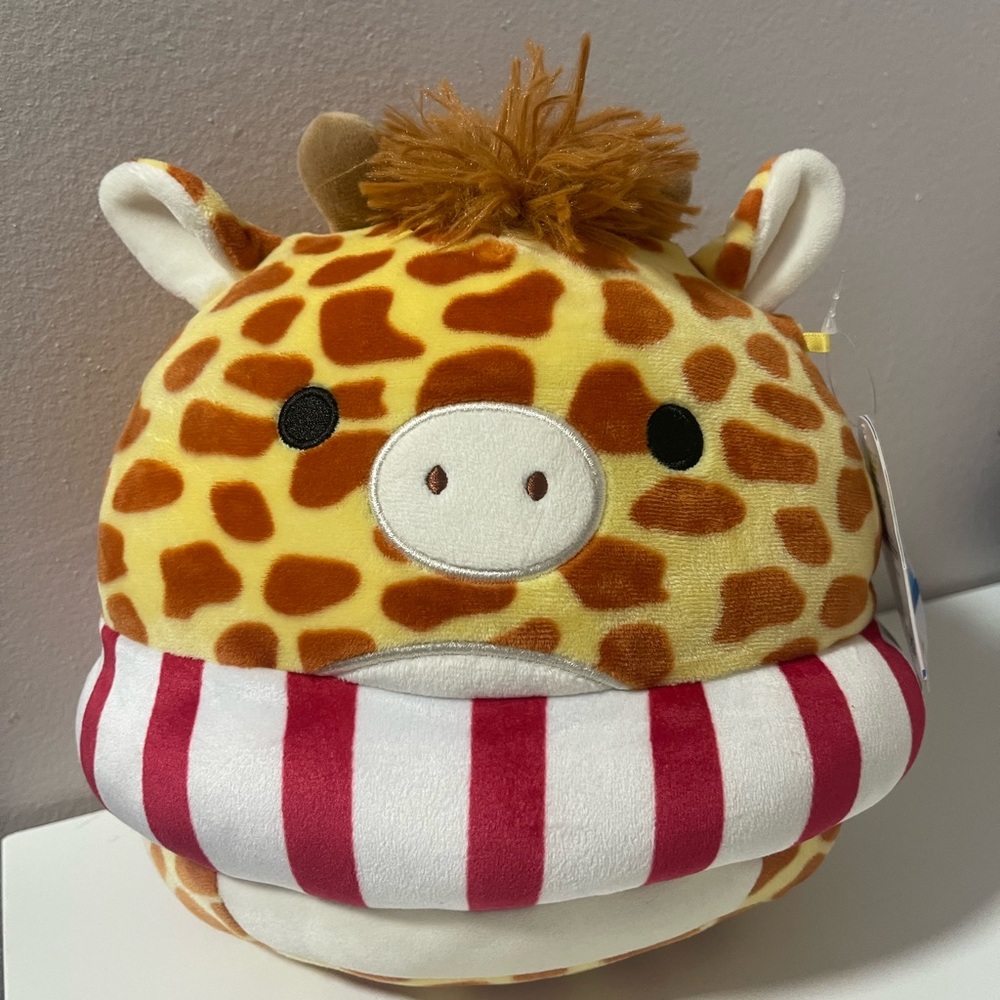8" Limited Edition Gary the Giraffe Squishmallow